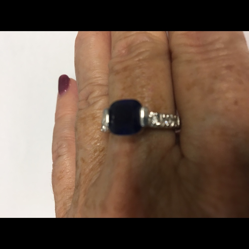 Deep blue ring - Picture 2 of 2